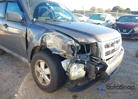 2010 Ford Escape Xlt from USA, damaged, VIN 1FMCU0D73AKA93302